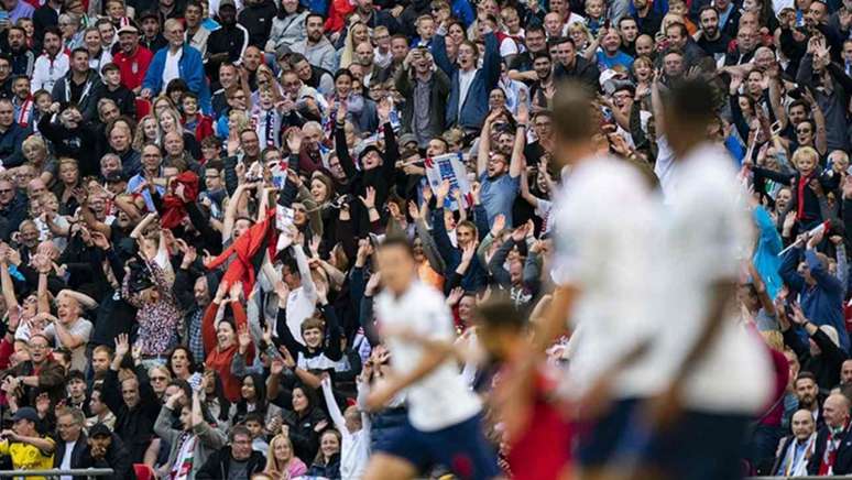 Da sétima divisão para baixo, Campeonato Inglês está anulado (Foto: Divulgação/FA)