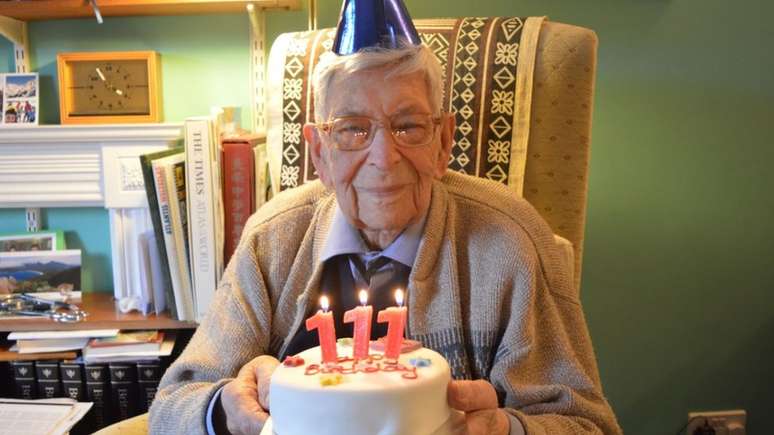 Bob Weighton em seu anivers&aacute;rio no ano passado