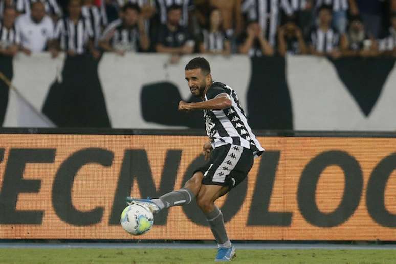 Caio Alexandre chegou ao Botafogo em 2014 (Foto: Vítor Silva/Botafogo)