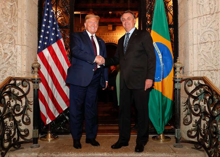 Presidente da República Jair Bolsonaro acompanhado do Presidente dos Estados Unidos Donald Trump, em encontro oficial realizado no início de março.