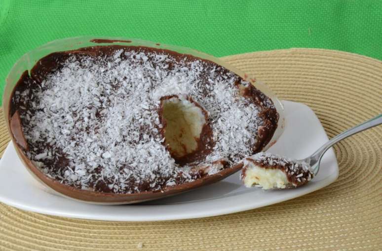 Guia da Cozinha - 11 Ovos de Páscoa de colher para presentear as crianças