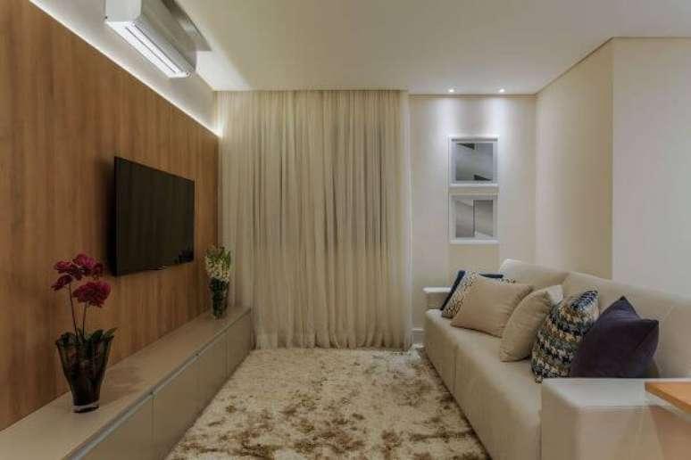 42. Painel para tv de madeira &ndash; Projeto: Luciane Mota