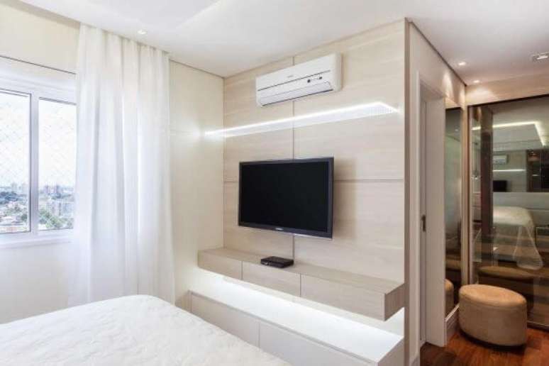 53. Painel para tv simples e bonito &ndash; Projeto: Raduan Arquitetura