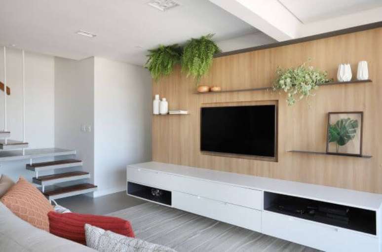 55. Painel para tv de madeira &ndash; Projeto: Studio Canto Arquitetura