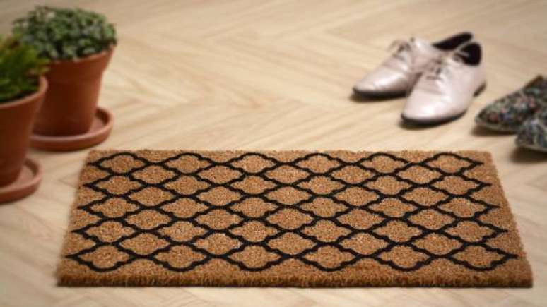 26. A pe&ccedil;a estampada e com neutra tamb&eacute;m &eacute; uma boa op&ccedil;&atilde;o &ndash; Foto: Via Pinterest