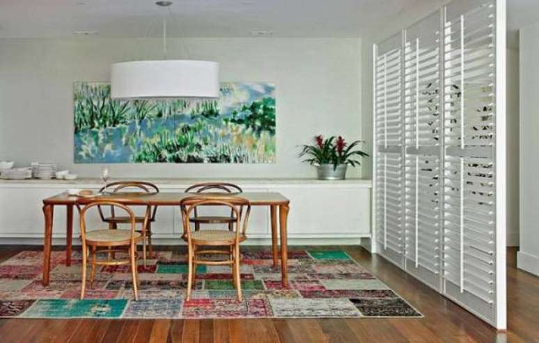 6. Sim, o tapete também pode ser usado em uma cozinha e sala de estar – Foto: Gaucha ZH
