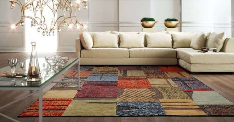 56. Tapete colorido trazem o ar criativo e acolhedor ao c&ocirc;modo &ndash; Foto: Via Pinterest