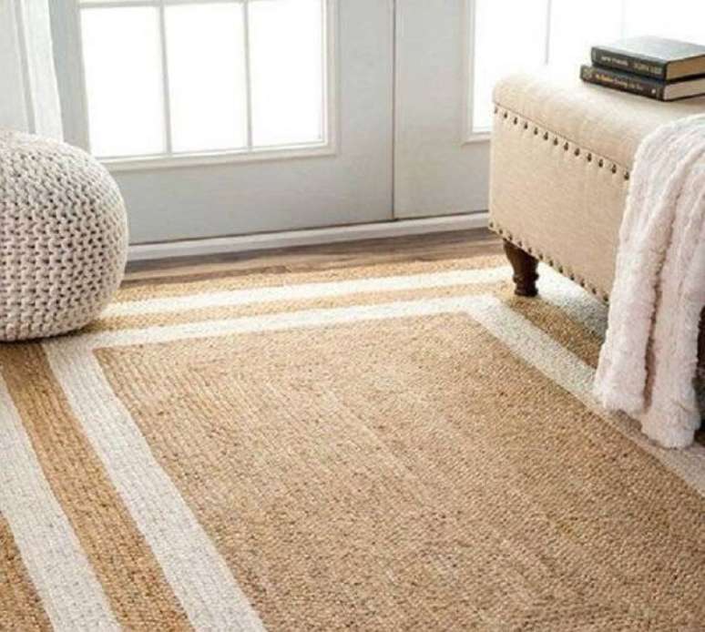 63. Tapete sisal em tons claros tamb&eacute;m s&atilde;o &oacute;timas op&ccedil;&otilde;es para ambientes clean &ndash; Foto: Revista Decora