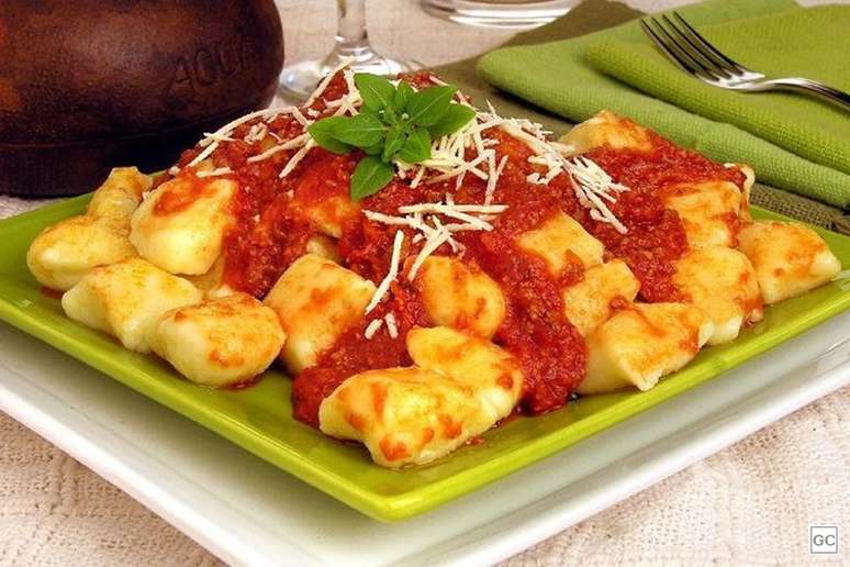 Guia da Cozinha - Conhe&ccedil;a a cozinha italiana com o especial: noite das massas