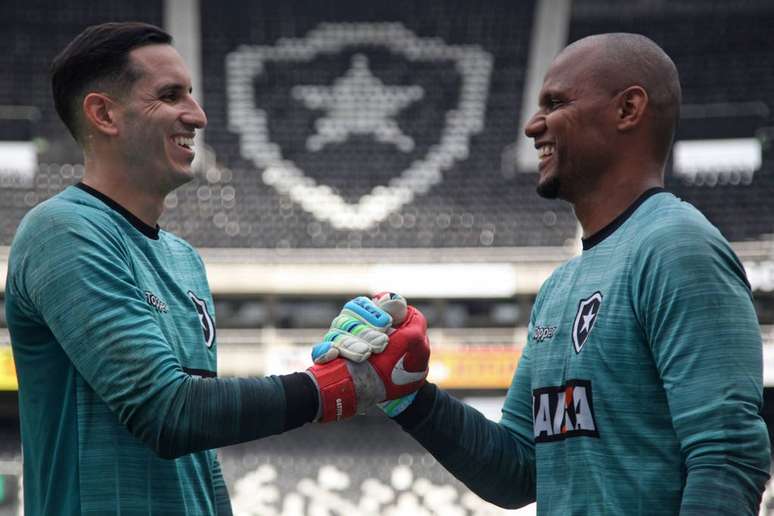 Hoje, Gatito Fernandez herda o posto de Jefferson no gol botafoguense (Foto: Divulgação/Vitor Silva/Botafogo)
