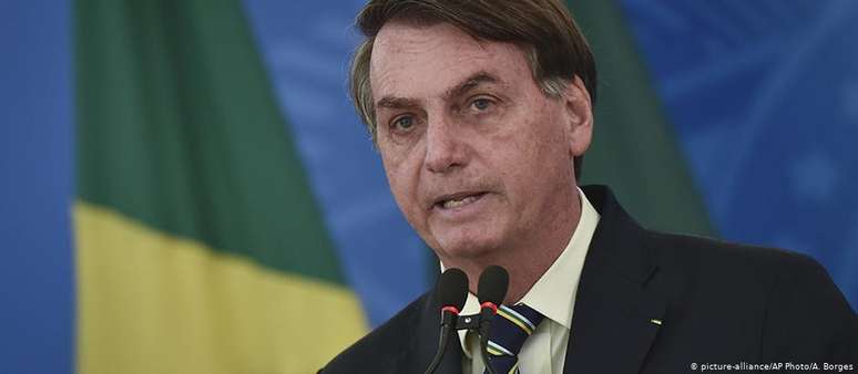 Segundo Datafolha, 44% creem que Bolsonaro não tem mais condições de liderar o país, mas 52% endossam sua capacidade 