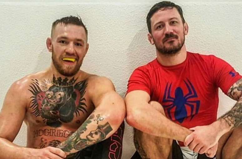 Treinador do irlandês, Kavanagh disse que não há chances de McGregor lutar o UFC 249 dia 18 (Foto: Reprodução)