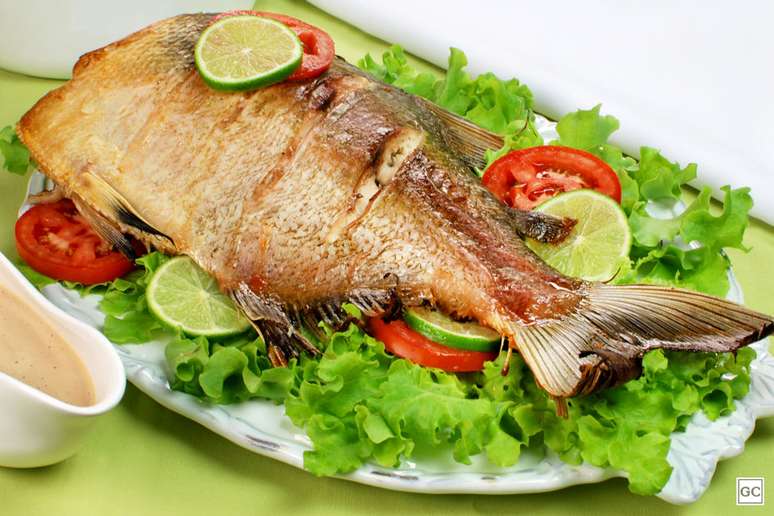 Guia da Cozinha - 11 receitas de Peixe assado para o almo&ccedil;o de P&aacute;scoa