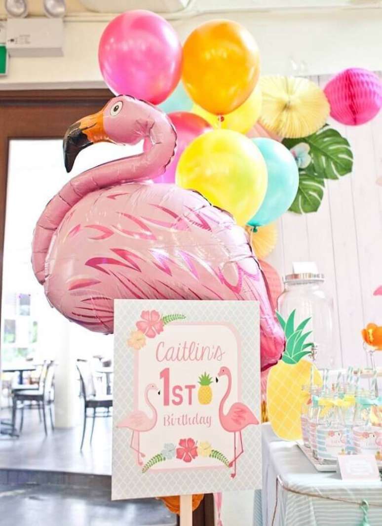 24. Balões para festa flamingo tropical – Foto: Roofing Brooklyn