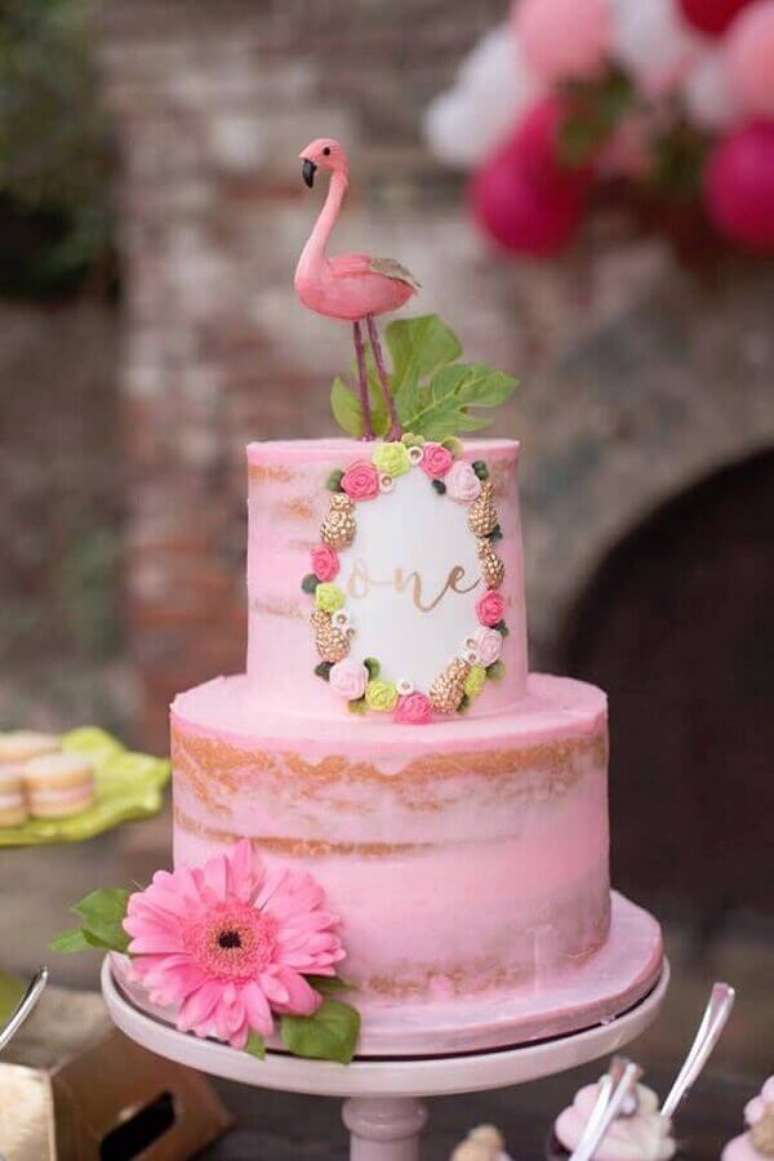 29. Lindo bolo para festa flamingo tropical – Foto: Pinterest