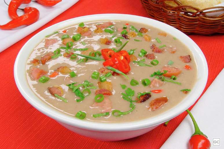 Guia da Cozinha - Confira receitas com feij&atilde;o que s&atilde;o simples e saborosas