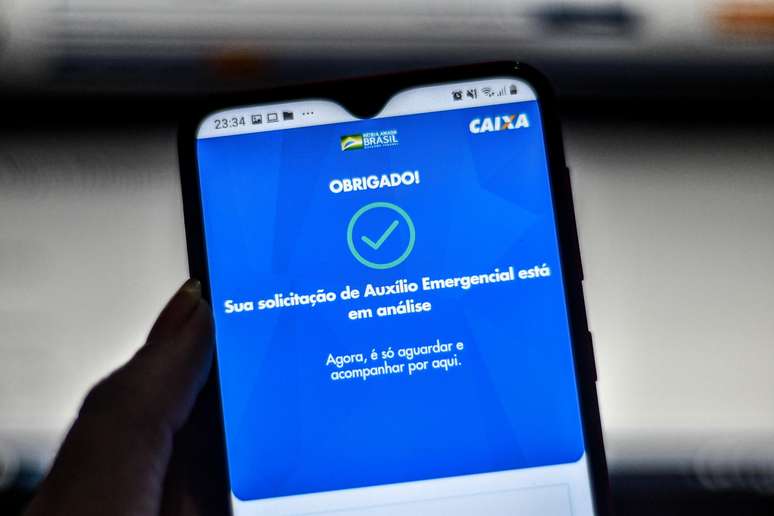 Aplicativo da Caixa para o cadastro do auxílio emergencial liberado pelo governo