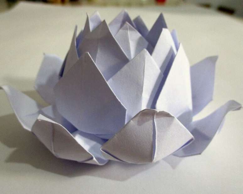24. Flor de lótus branca em origami – Foto: Via Pinterest