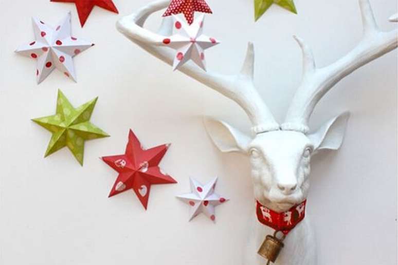18. Origamis são uma técnica super criativa que podem ser usadas até mesmo na decoração natalina – Foto: Casa abril