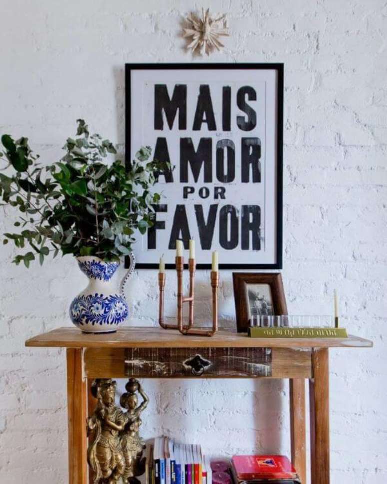 97. Aparador para sala r&uacute;stica &ndash; Via: Pinterest