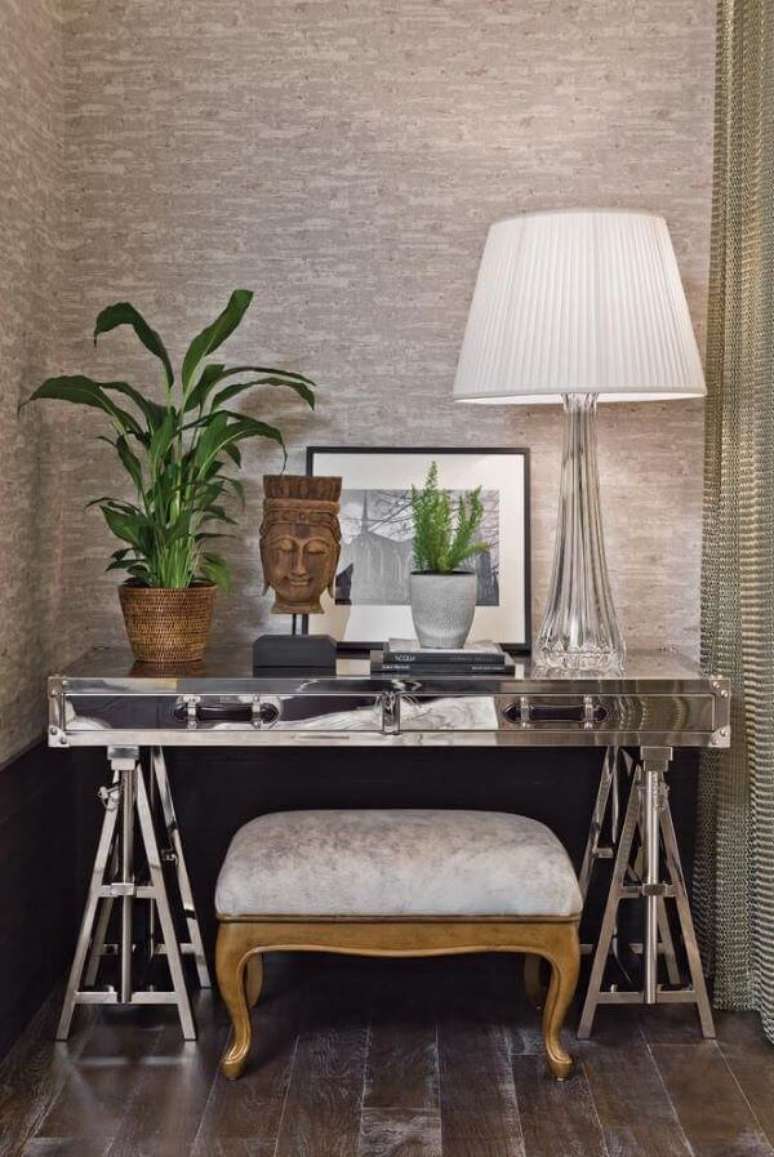 12. Aparador espelhado para sala &ndash; Foto: Artefacto