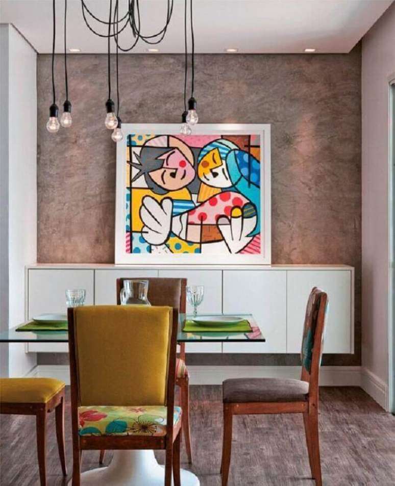 45. Buffet para sala de jantar discreto em ambiente com decora&ccedil;&atilde;o contempor&acirc;nea e colorida. Fonte: Pinterest