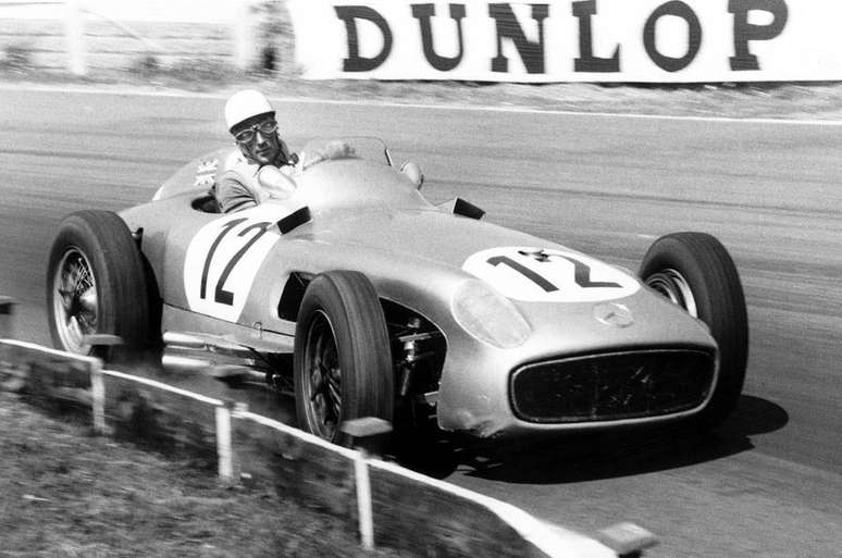 Primeira vitória de Moss: GP da Grã-Bretanha de 1955, com um Mercedes W196.