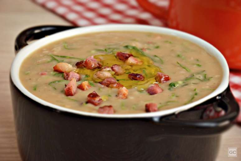 Guia da Cozinha - Como fazer caldo para aquecer os dias frios