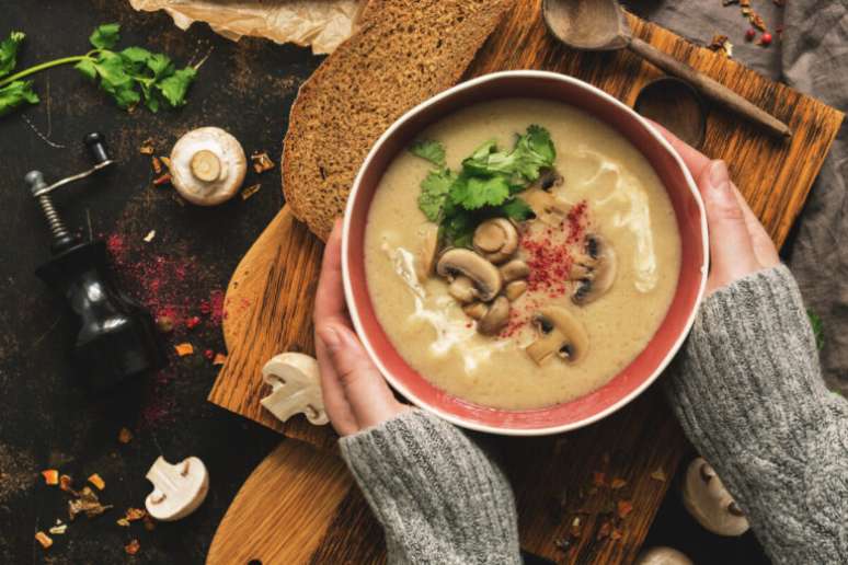 Guia da Cozinha - Como fazer caldo para aquecer os dias frios