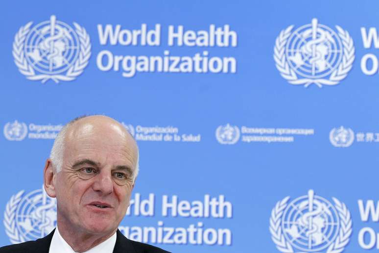  David Nabarro em entrevista da OMS, em Genebra 31/7/2015 REUTERS/Pierre Albouy