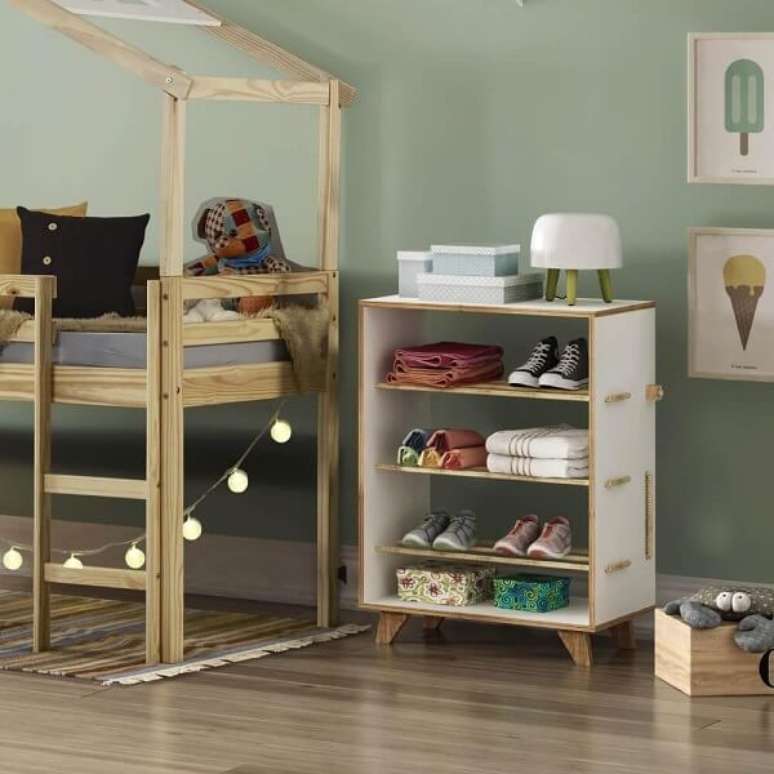 19. Modelo de sapateira retr&ocirc; infantil de madeira. Fonte: Pinterest