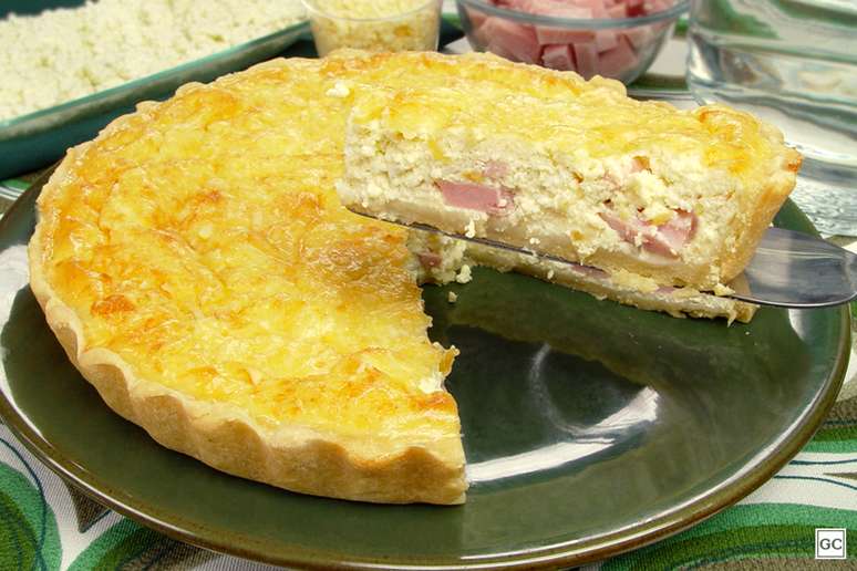 Guia da Cozinha - Receitas com presunto e queijo para quem ama essa combinação