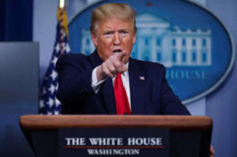 Presidente dos EUA, Donald Trump, durante coletiva de imprensa, na Casa Branca. 20/4/2020. REUTERS/Jonathan Ernst.