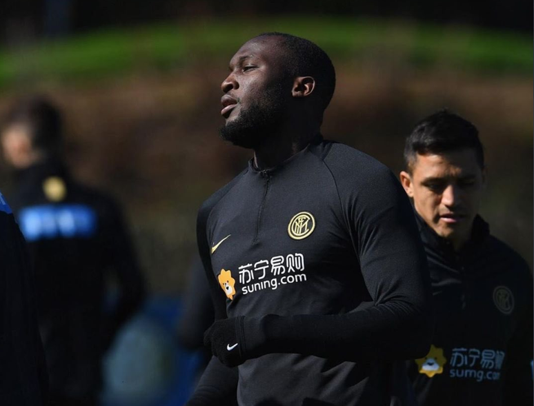 Lukaku diz que 23 de 25 jogadores da Inter estavam doentes