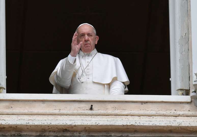 Papa Francisco no Vaticano 
13/04/2020 Vatican Media/­Divulgação via REUTERS 