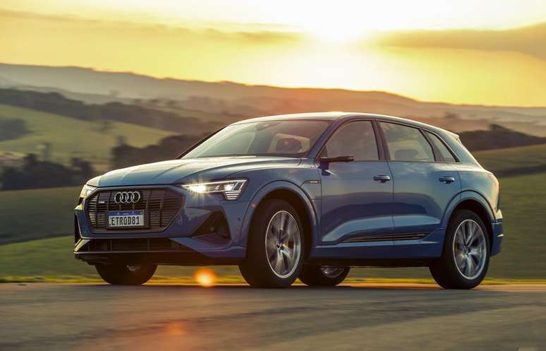 Audi E-tron: bateria de 95 kW para garantir boa autonomia na estrada.