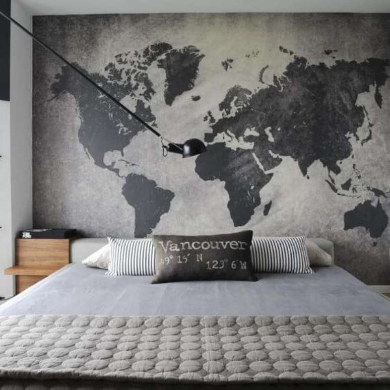 65. Revestimento para quarto com mapa – Via: Pinterest