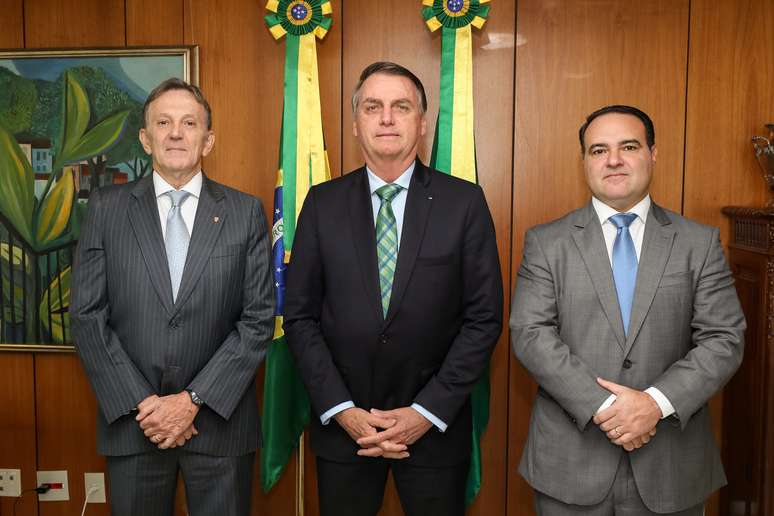 Presidente da República, Jair Bolsonaro durante reunião com Jorge Antônio de Oliveira Francisco