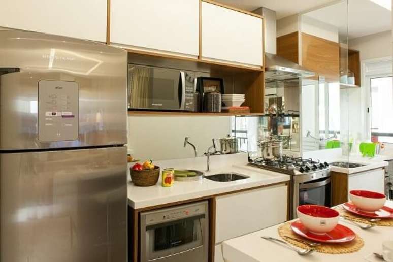 6. Coloca essas dicas em prática e deixe sua cozinha brilhando. Projeto por Sesso & Dalanezi Arquitetura+Design