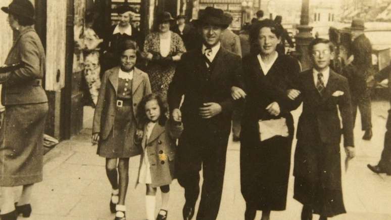 Os pais de Henri Kichka se mudaram para a Bélgica para escapar do antissemitismo
