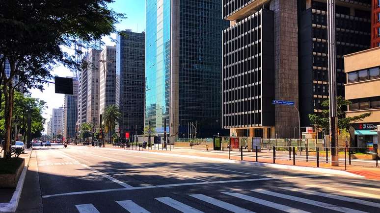 Estado de São Paulo se aproxima da marca de 700 mil infectados pelo coronavírus
