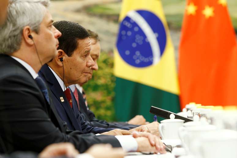 Vice-presidente Hamilton Mourão durante visita à China, no ano passado 
23/05/2019
REUTERS/Florence Lo/Pool