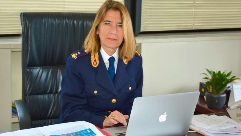 Nunzia Ciardi, Chefe da Polícia Italiana de Correios e Telecomunicações, garante que o número de operações secretas para detectar pedófilos online aumentou