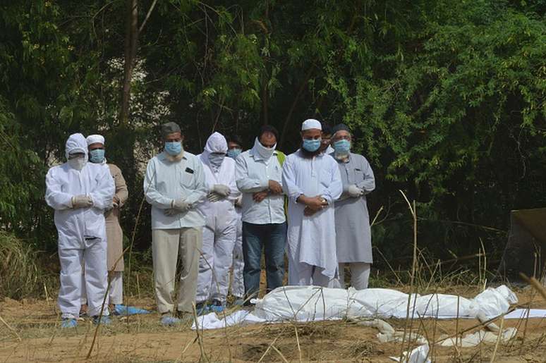 Mais de 800 pessoas morreram de Covid-19 na Índia