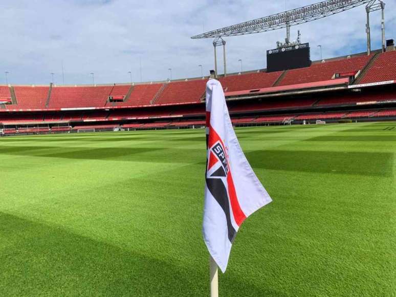 São Paulo segue cuidando do gramado do Morumbi - FOTO: Divulgação/São Paulo FC