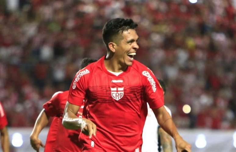 Igor Cariús em ação pelo CRB (Foto: Divulgação)