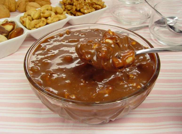 Guia da Cozinha - Doces de colher: 11 receitas deliciosas com sabor de infância