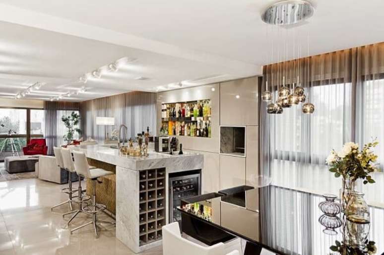 47. Crie uma adega especial para seu home bar. Fonte: Pinterest