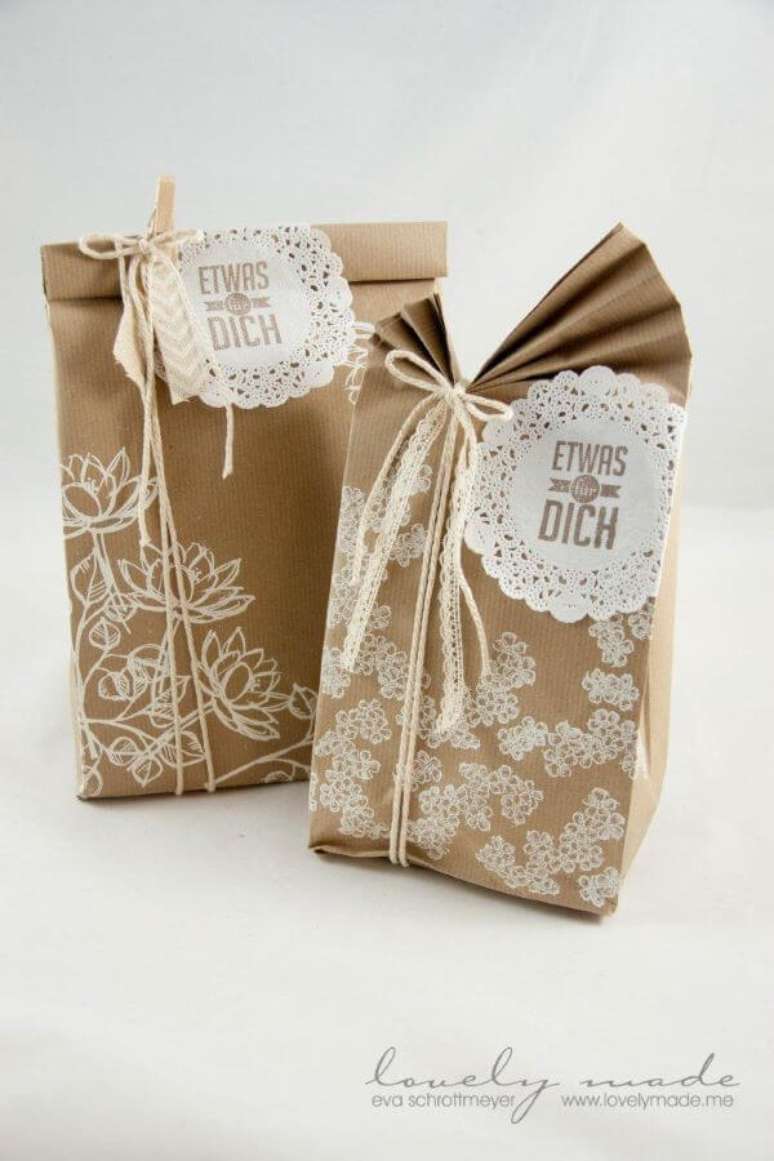 32. Lembrancinha com saquinho surpresa &ndash; Via: Pinterest