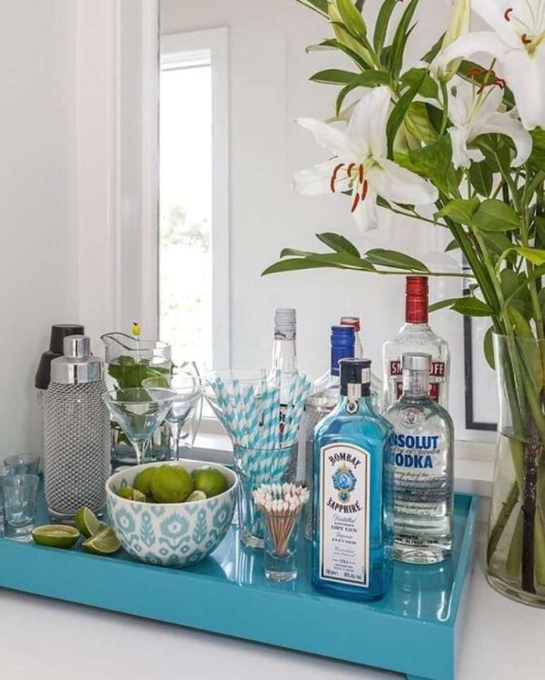 25. Os lim&otilde;es podem ser usados na prepara&ccedil;&atilde;o dos drinks. Fonte: Pinterest